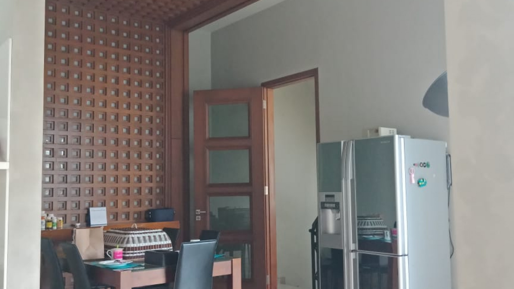 Dijual Rumah Mewah di Metro Kencana Pondok Indah