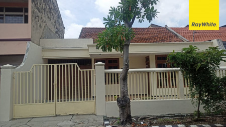 Disewakan Rumah di Rungkut Asri Utara, Surabaya Timur