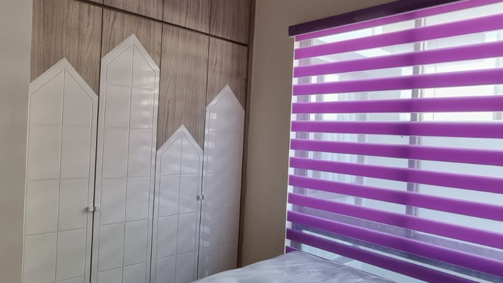 Dijual Cepat Rumah Modern Full Furnish Renov di Wisteria Anthia Ujung Menteng Cakung Tinggal bawa Koper