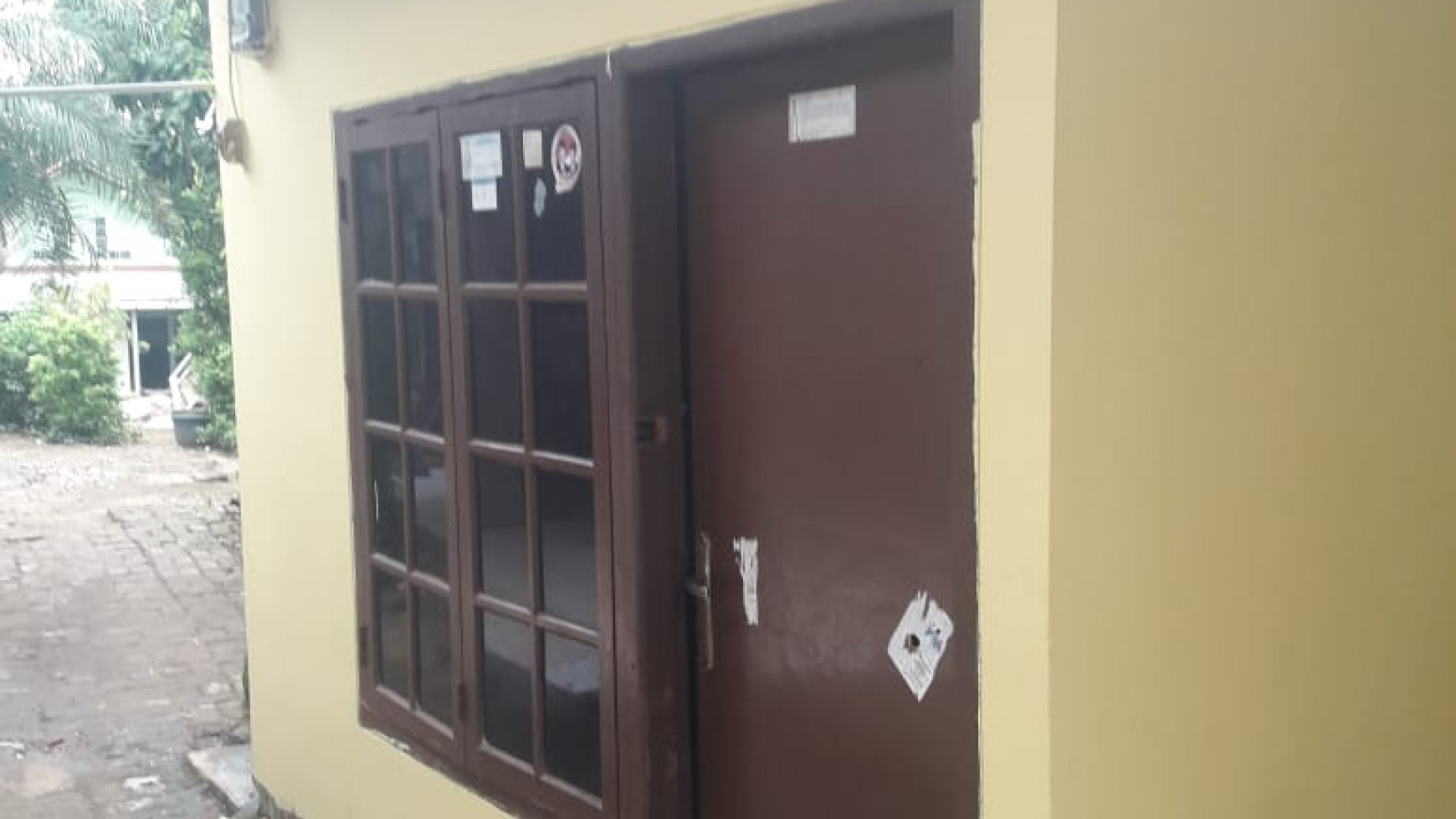 Dijual Rumah kontrakan 3 pintu di jl. Gelatik,Ciputat timur.  