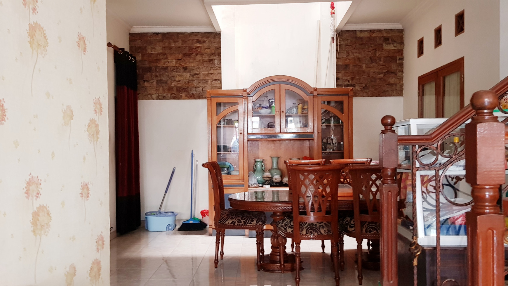 Jual rumah area Tebet Barat Jakarta Selatan