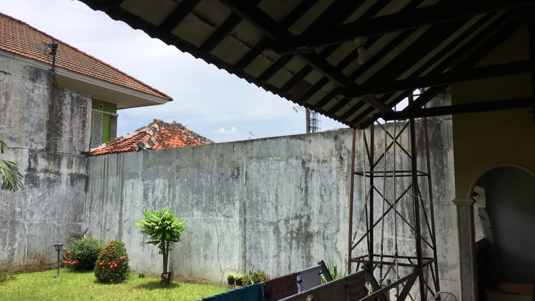 Dijual Cepat Rumah Lama  & Lokasi Strategis di Cipete, Jakarta Selatan Dibawah Harga Pasaran