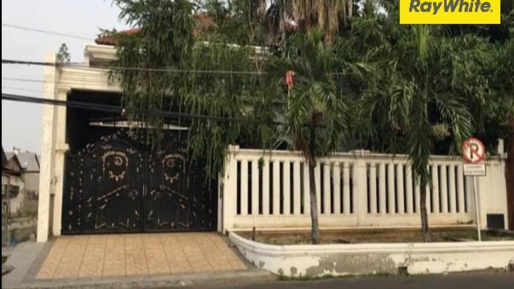 Dijual Rumah SHM Pusat Kota di Jl Imam Bonjol, Surabaya