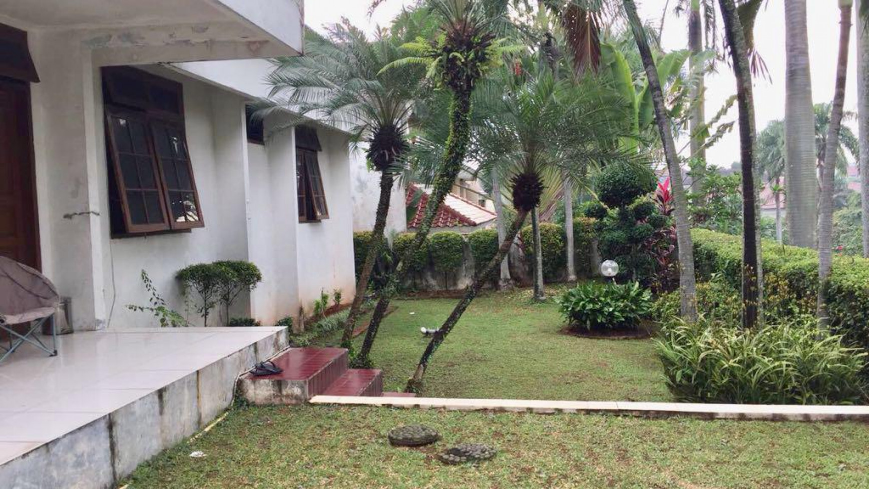 Rumah Nyaman Asri dalam komplek Puri Cinere