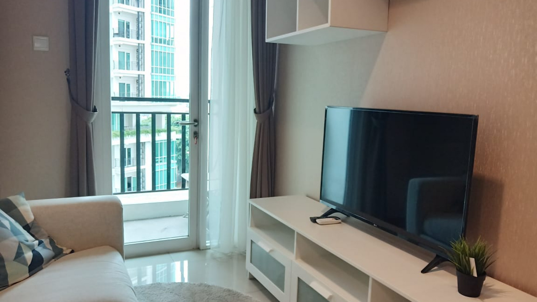 DIJUAL Apartemen Woodland Park Residence 1 Bed Room (Ready Unit) di Kalibata