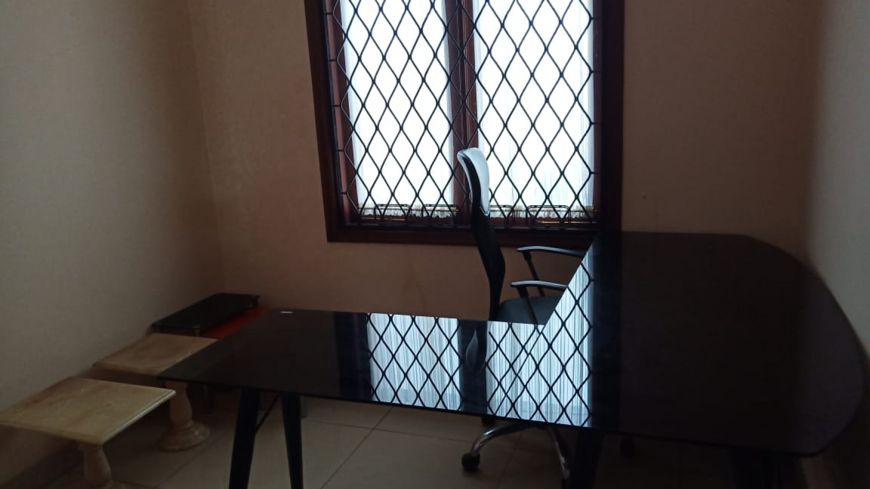 Dijual !!! Rumah murah lokasi startegis di Cipete