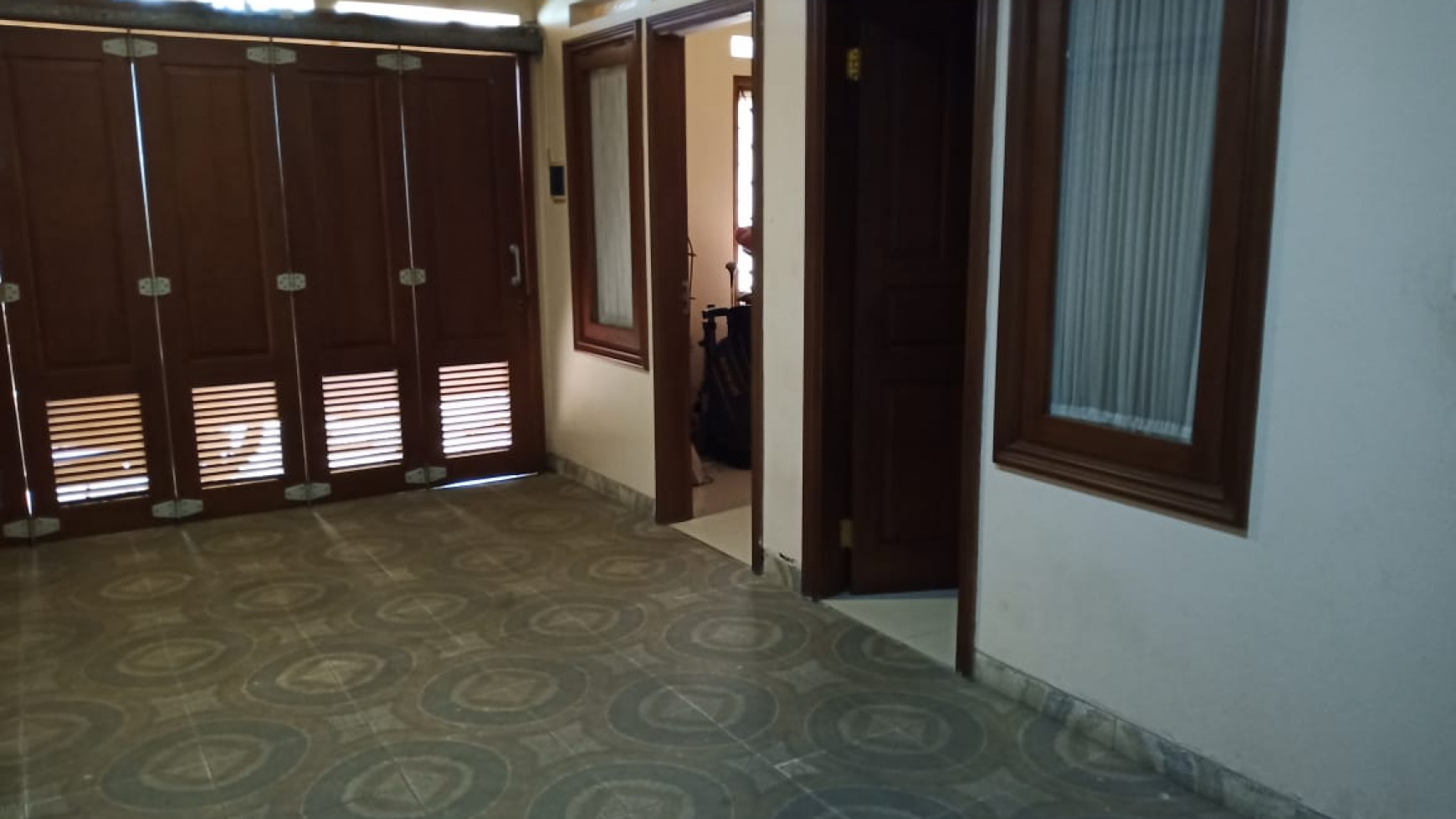 Dijual !!! Rumah murah lokasi startegis di Cipete