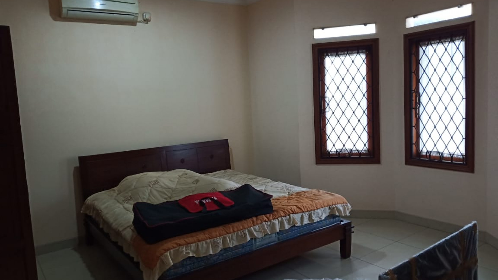 Dijual !!! Rumah murah lokasi startegis di Cipete