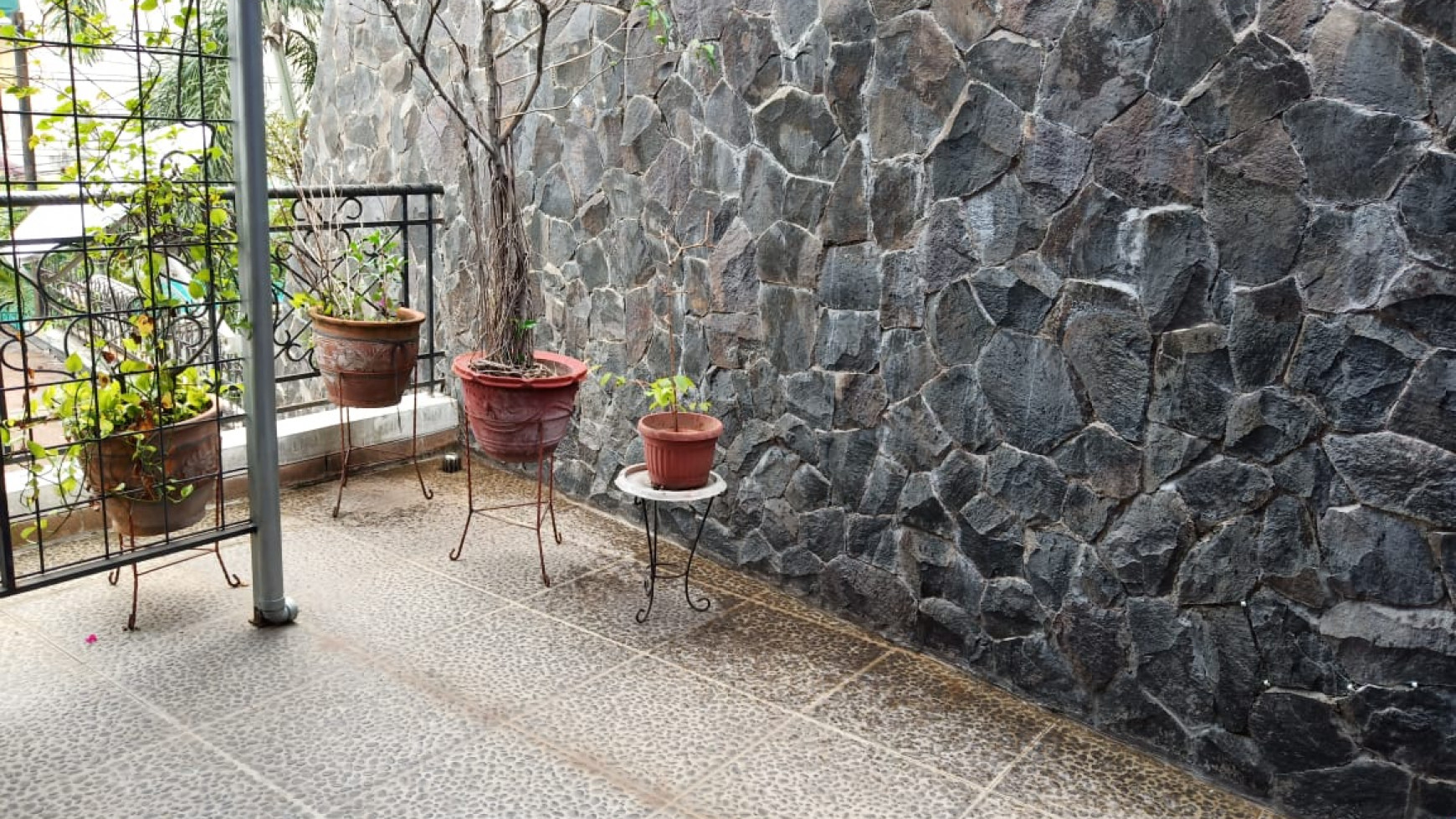 Dijual !!! Rumah murah lokasi startegis di Cipete