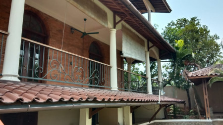 Rumah Lama harga miring daerah Cilandak