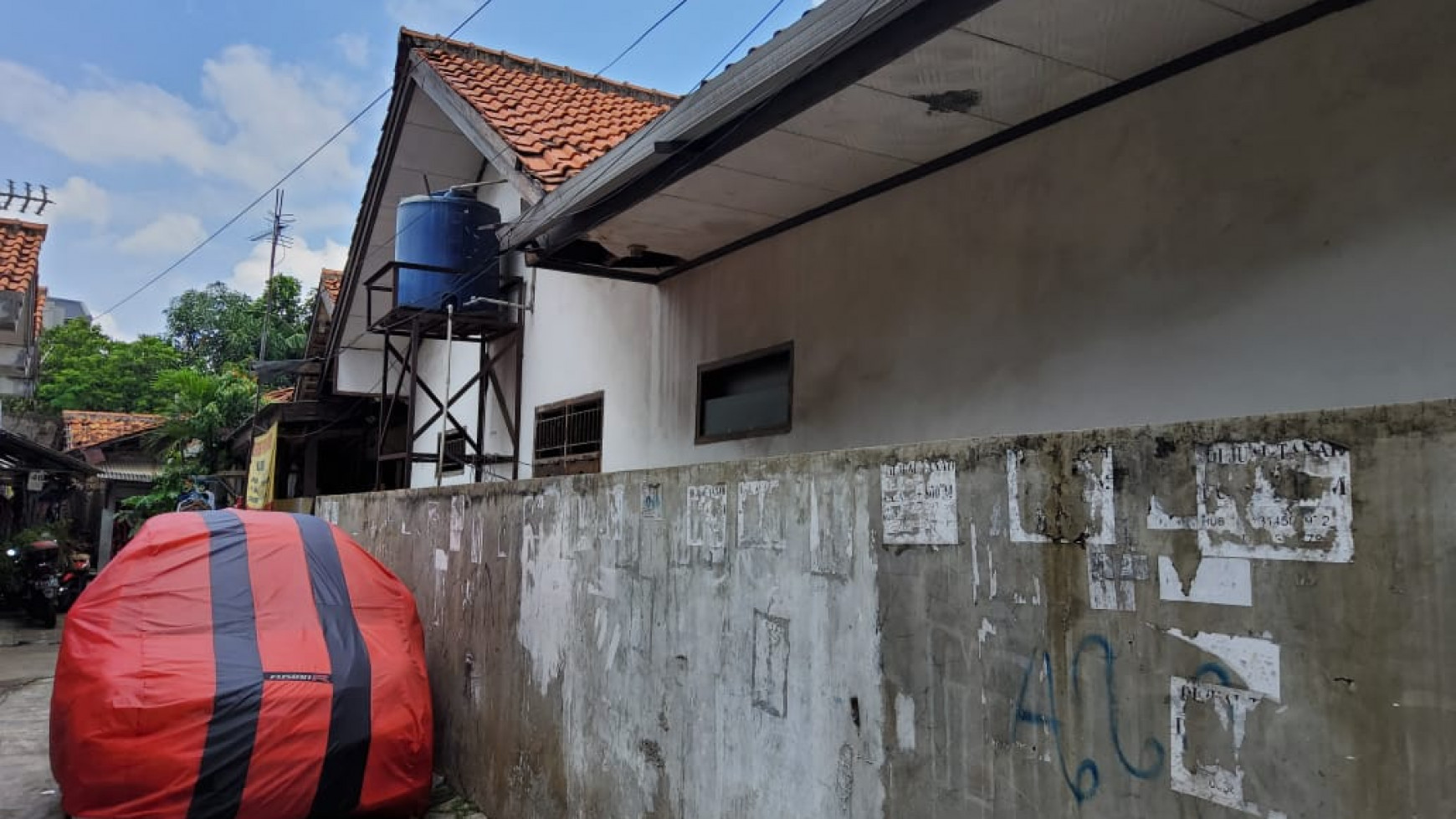 Rumah Lama Hitung Tanah di Jl Kemang, Jakarta Selatan...