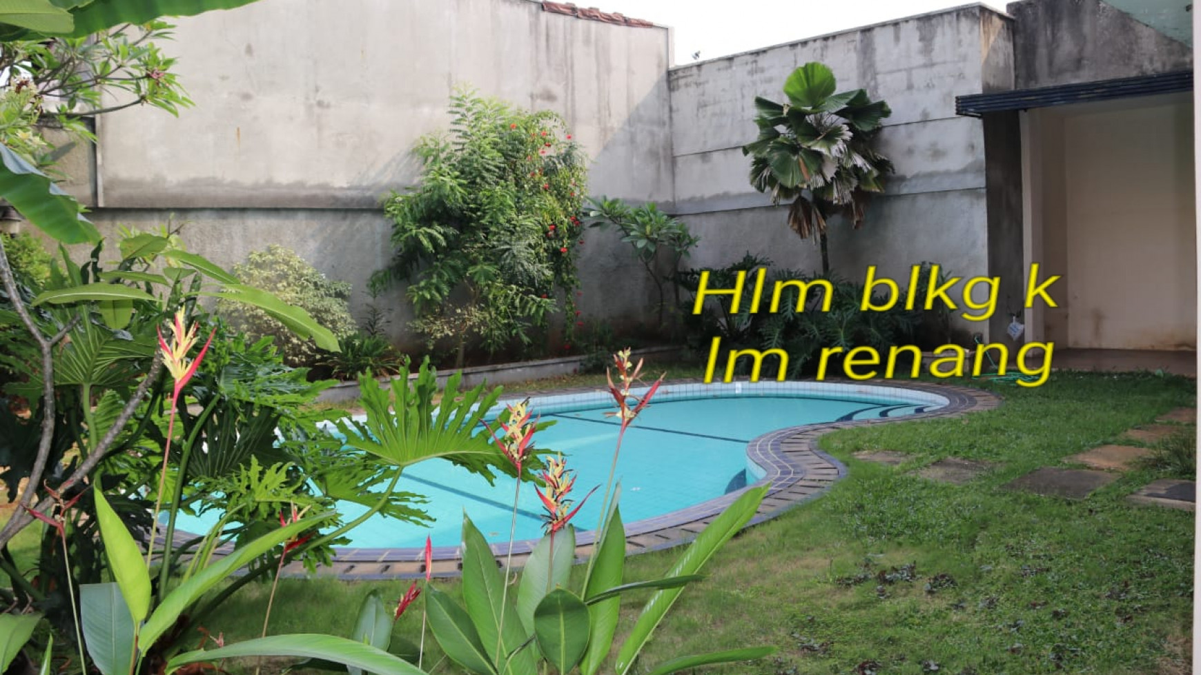 Rumah Asri & Cantik di Daerah Kemang, Jakarta Selatan..