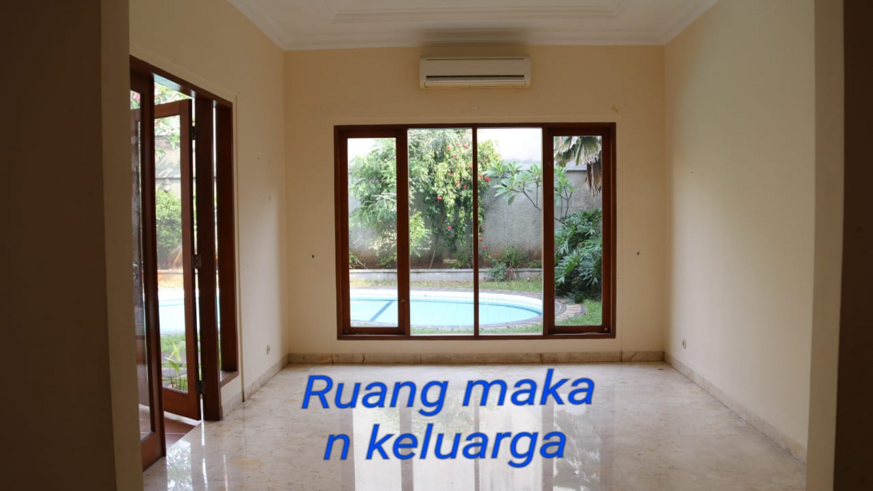 Rumah Asri & Cantik di Daerah Kemang, Jakarta Selatan..