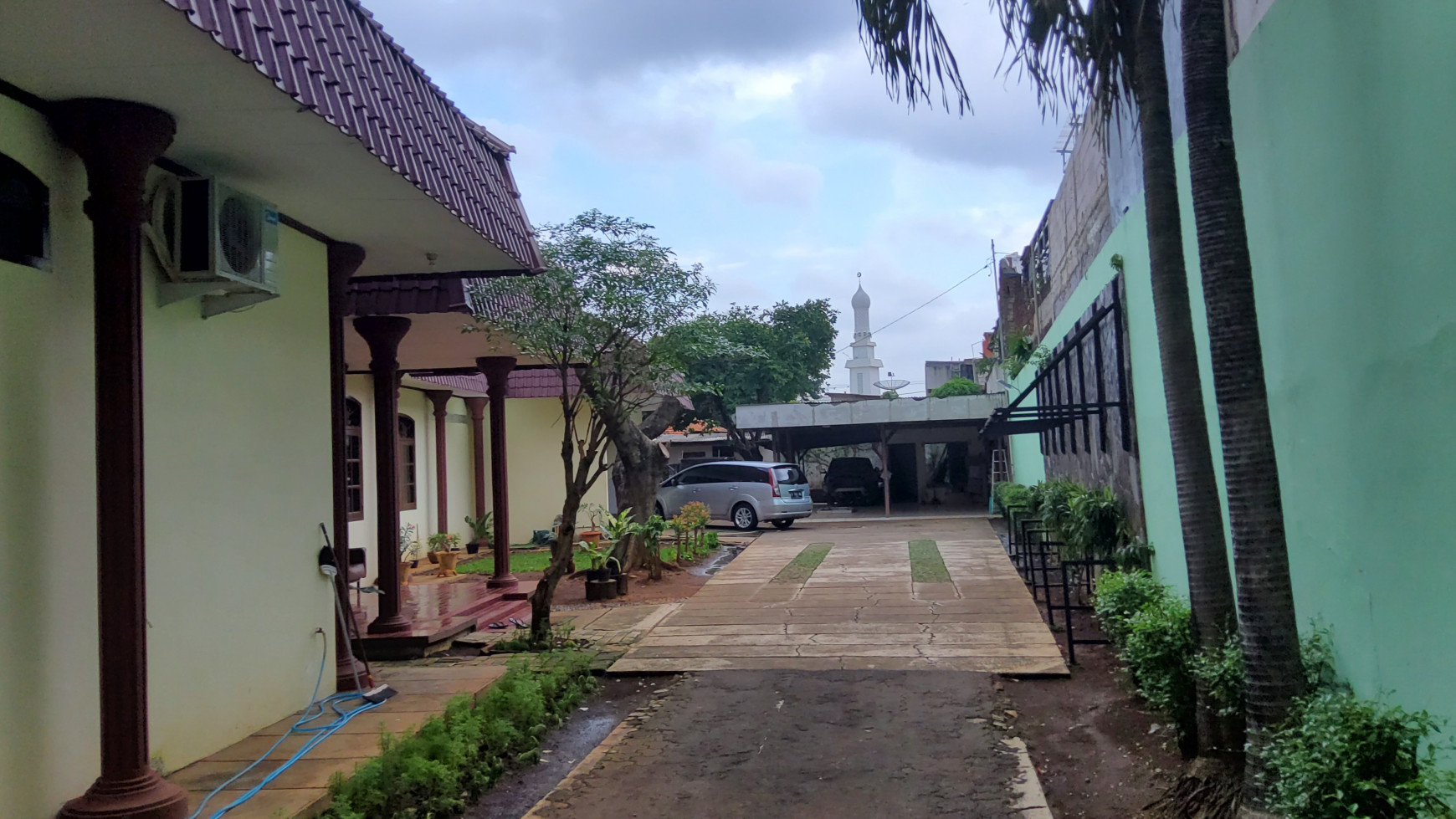 Rumah Luas di Kalibata Lokasi Strategis Harga  mendekati NJOP...