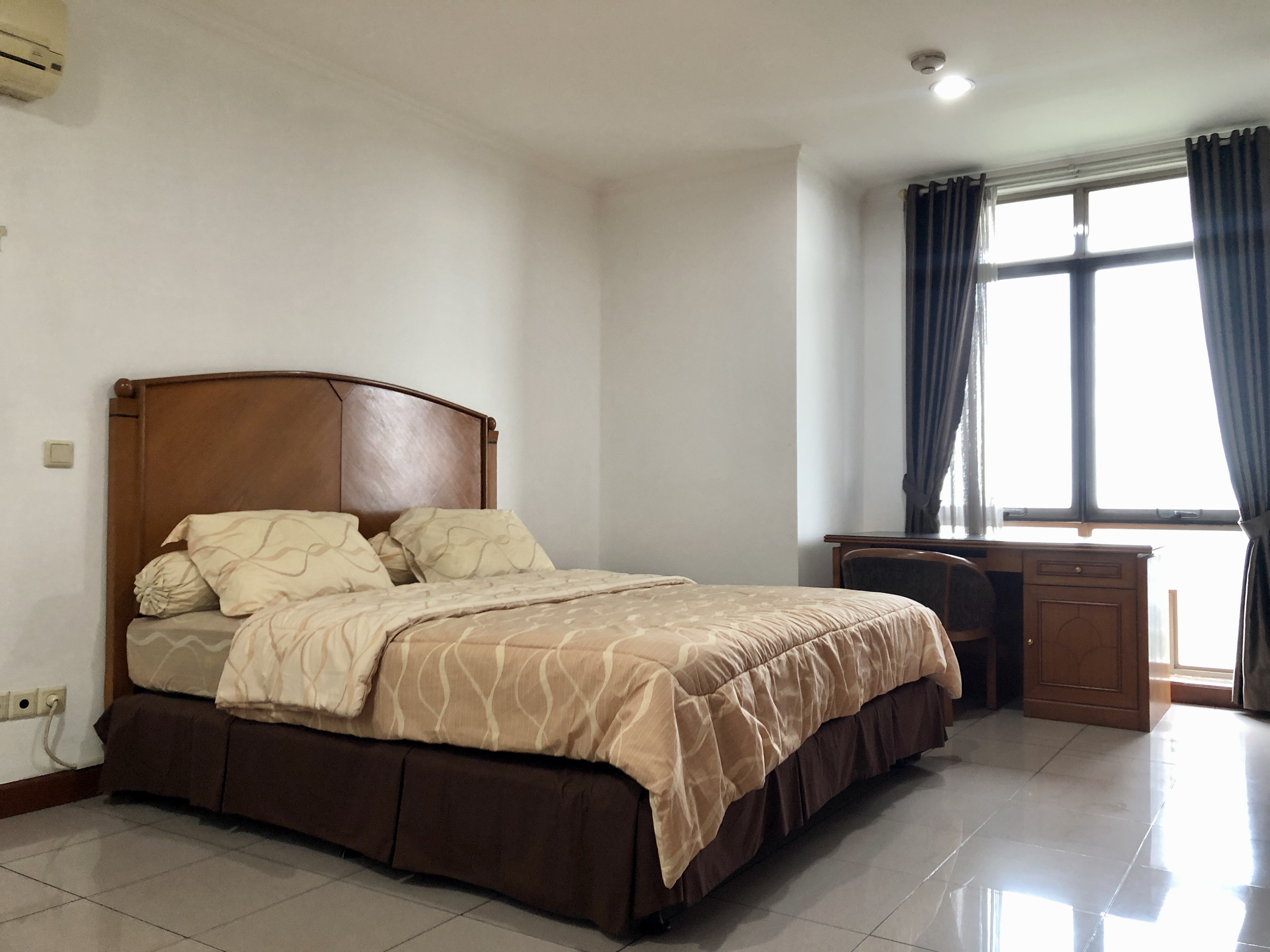 Pondok Klub Villa TB Simatupang 2BR Fully Furnished