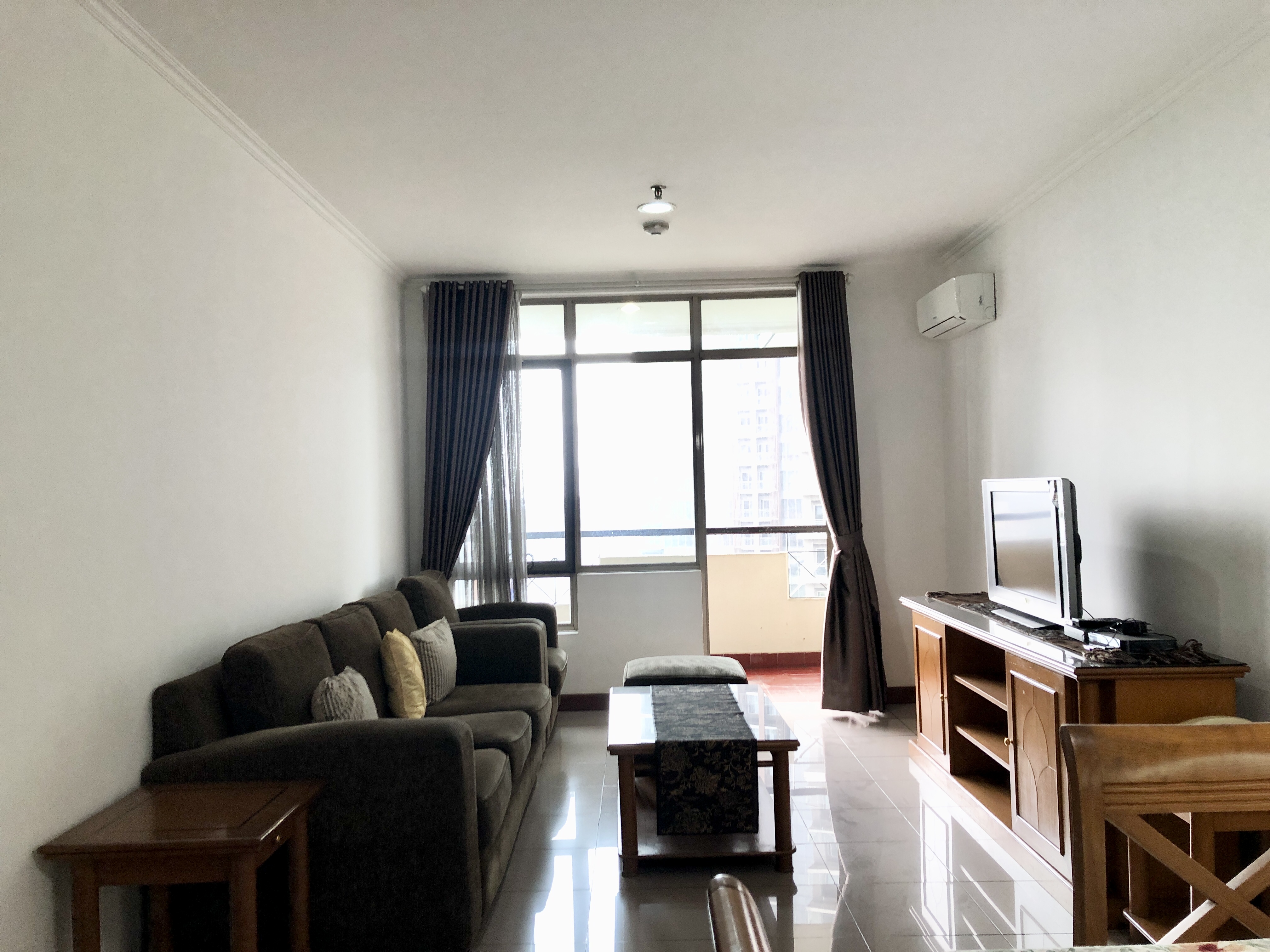 Pondok Klub Villa TB Simatupang 2BR Fully Furnished