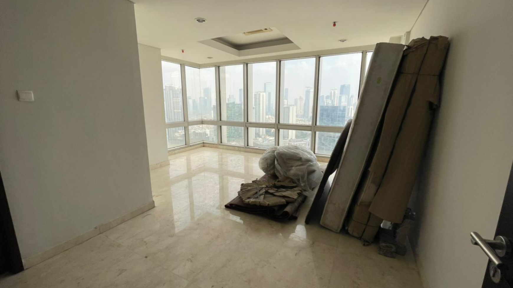 Dijual Murah Apartemen The Masterpiece At Epicentrum 3 Bedroom 