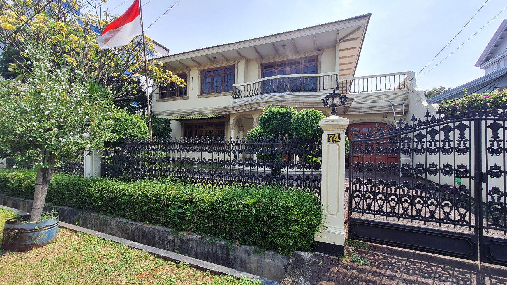 Dijual Rumah Cantik Asri Cempaka Putih Tengah Raya
