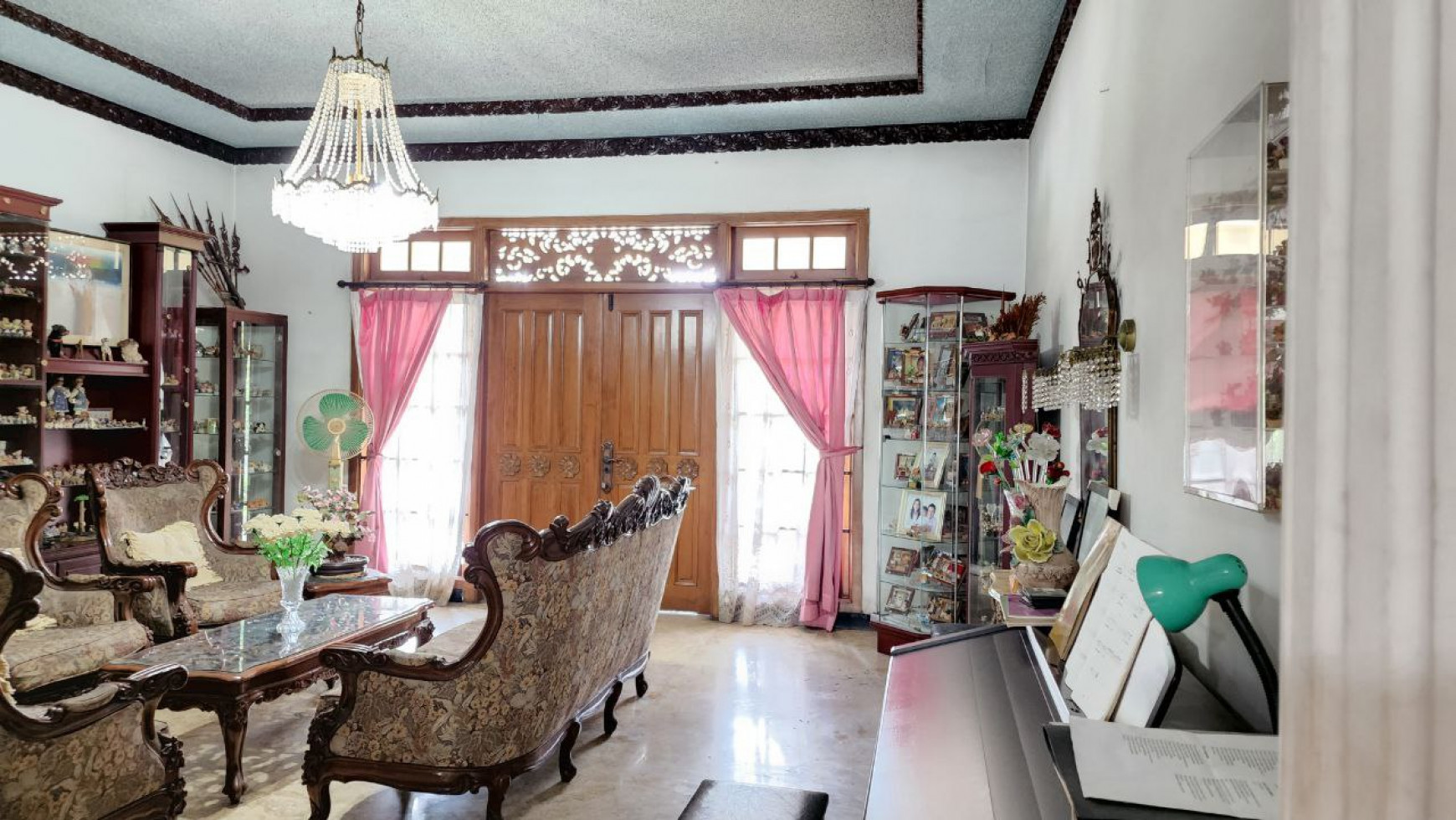 Dijual Rumah Cantik Asri Cempaka Putih Tengah Raya