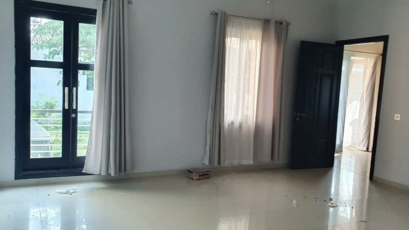 Dijual Rumah Pakuwon Indah VBR 3 - Surabaya Barat- Strategis dekat Pakuwon Mall