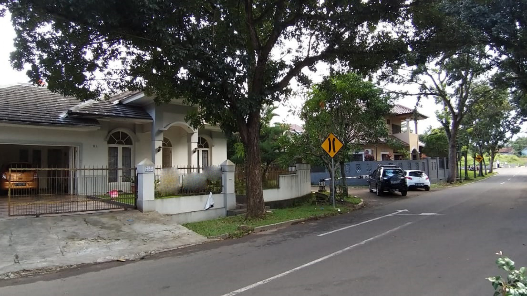 Rumah Bagus Di Griya Loka, BSD Tangerang Selatan