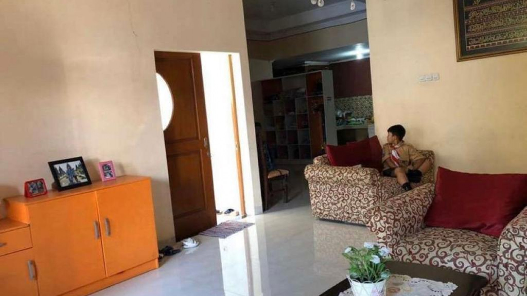 Rumah Bagus Di Komp BI Jl Nasabah, Pamulang Tangerang Selatan