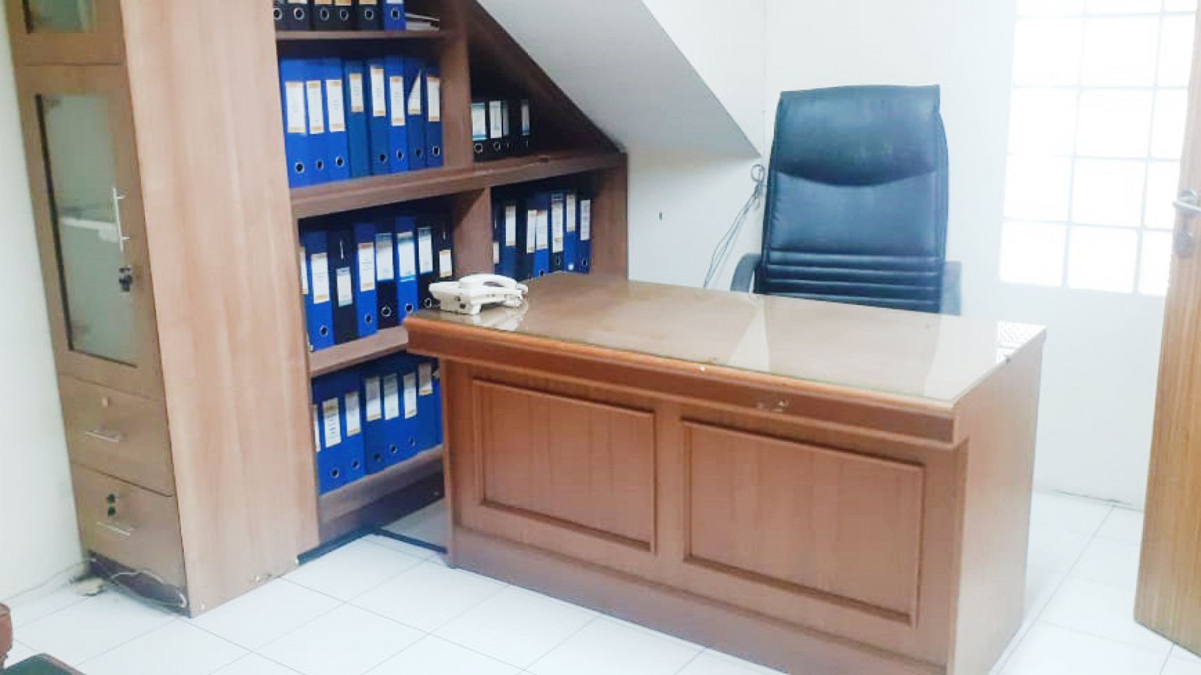 Ruko Di Jl Raya Pasar Jumat, Jakarta Selatan