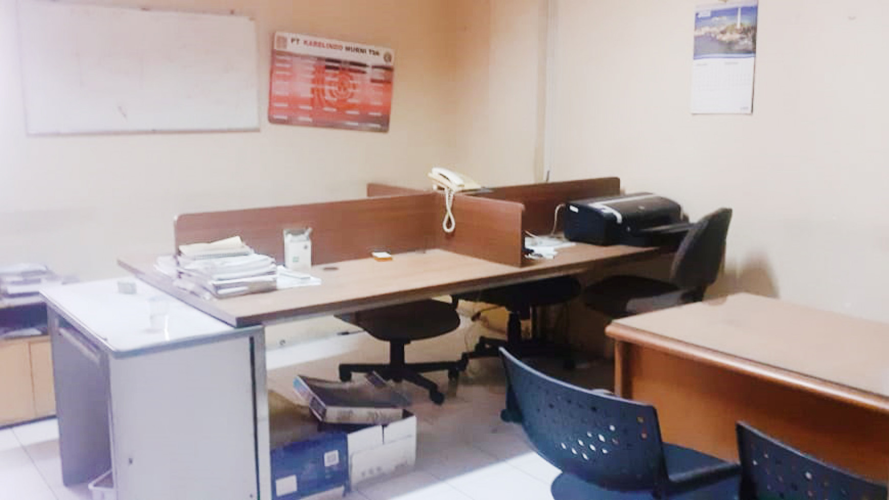 Ruko Di Jl Raya Pasar Jumat, Jakarta Selatan