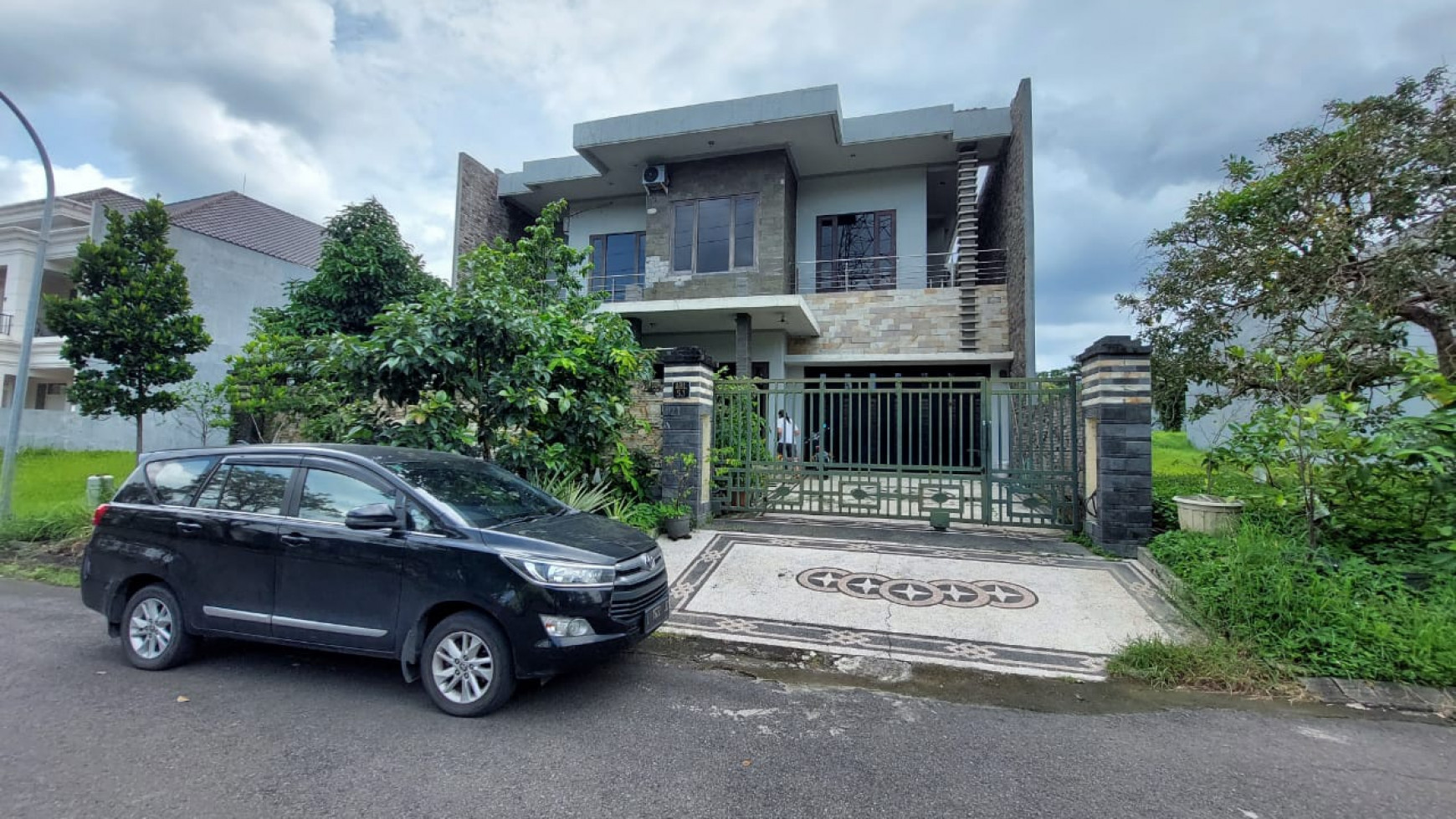 Murahh!! Rumah Pakuwon Indah Hitung Tanah Bonus Bangunan 