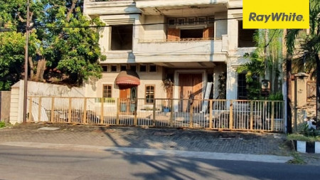 Disewakan Rumah Pusat Kota di Jalan Musi, Darmo, Surabaya