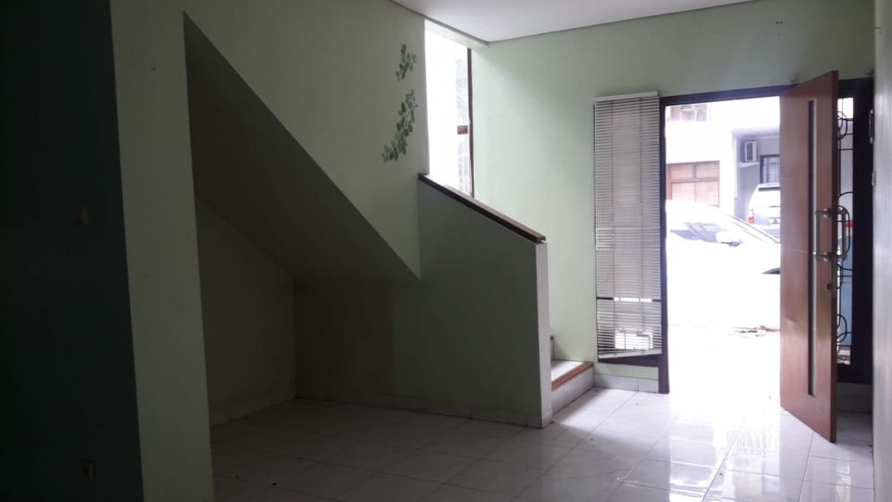 Rumah di Bintaro Luas tanah besar lokasi di cluster Emerald Town House