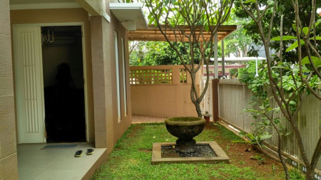 Rumah cantik dalam cluster Bintaro Jaya