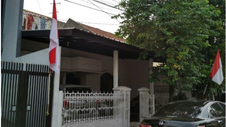 Rumah di Pondok Indah Jakarta selatan