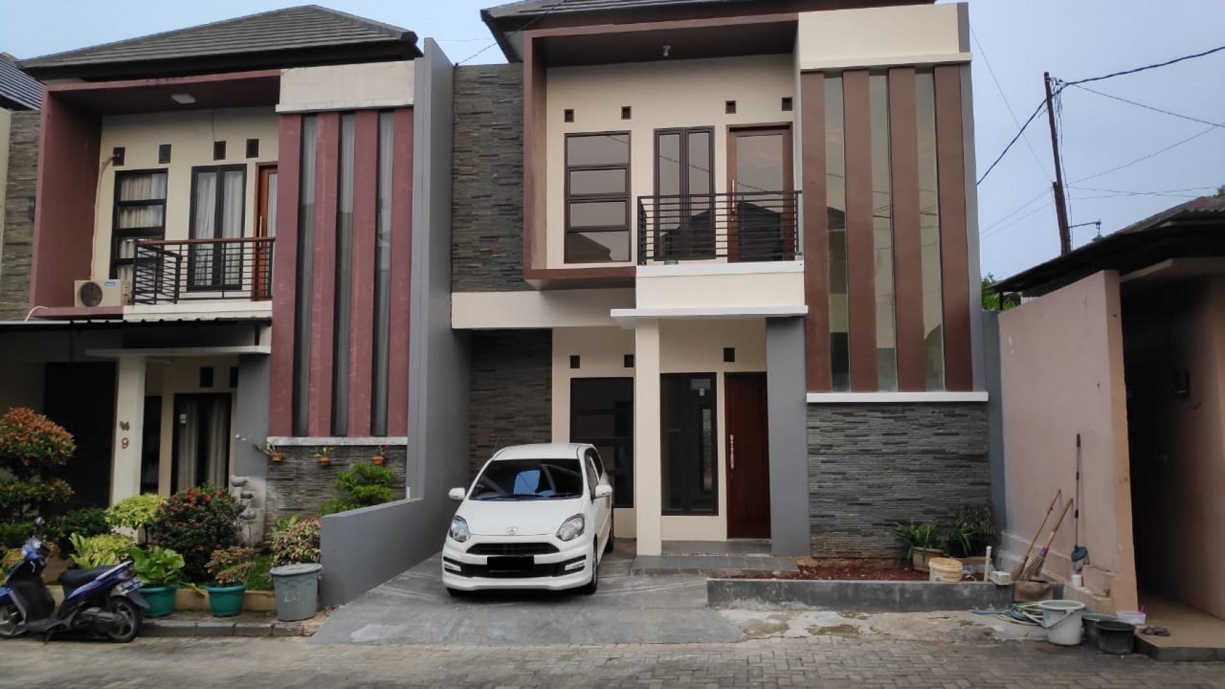 Rumah baru dalam cluster di sawah Lama, ciputat, tangerang Selatan dekat UIN