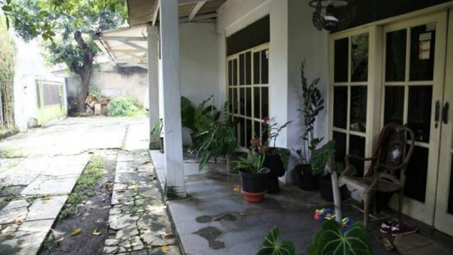 Rumah dekat Binus, Kampus anggrek, kebon jeruk, Jakarta Barat