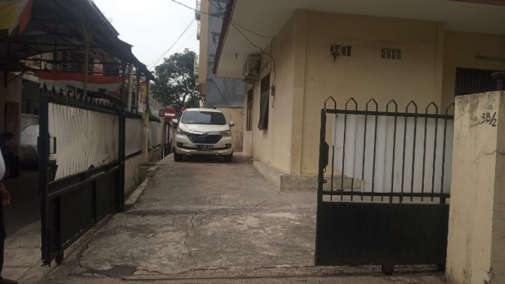 Rumah dgn usaha kos produktif di Jl. Muwardi, Grogol dekat Trisakti