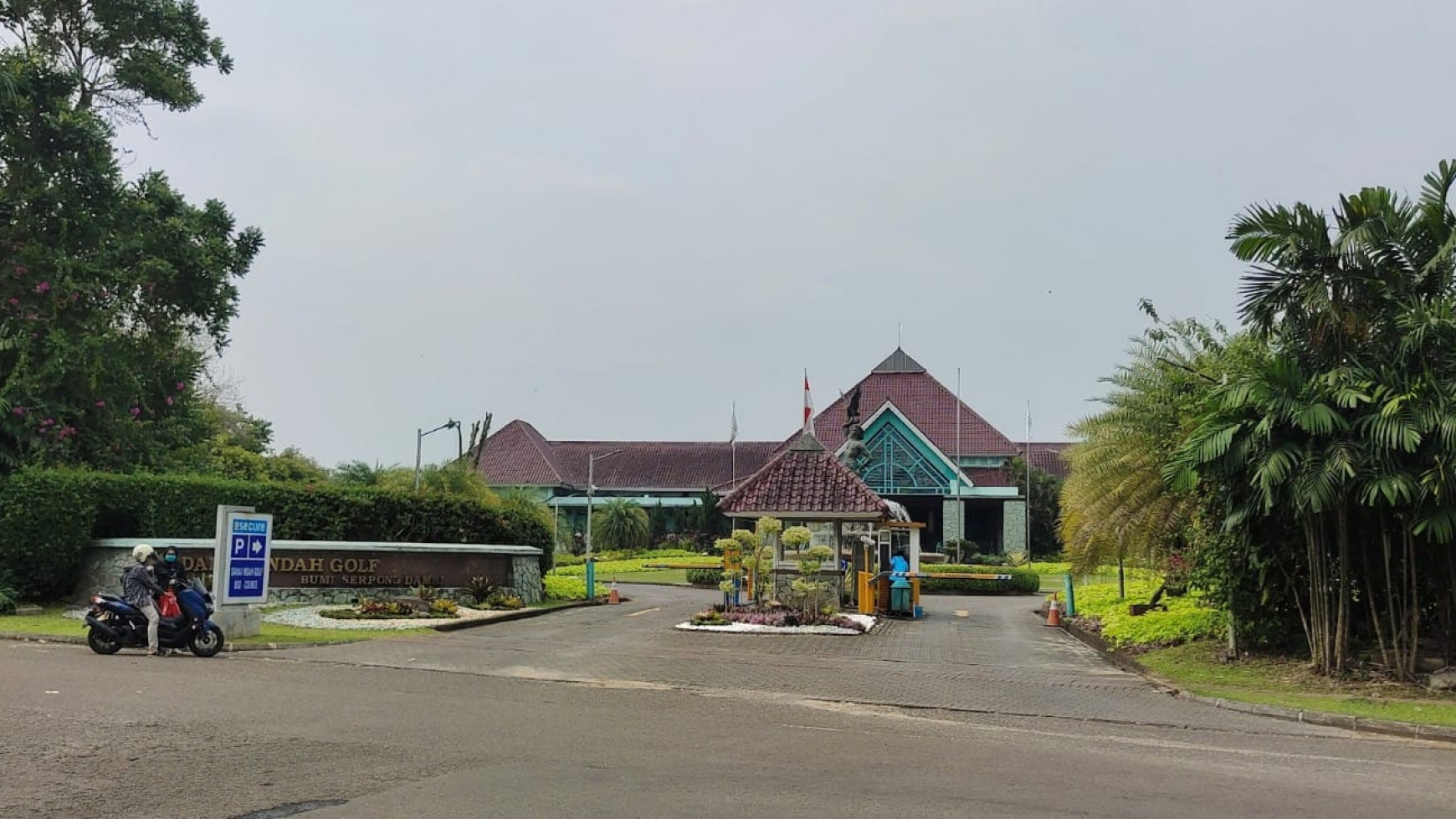 Kavling Badan ,lokasi tepat di depan Damai Indah Golf BSD CITY