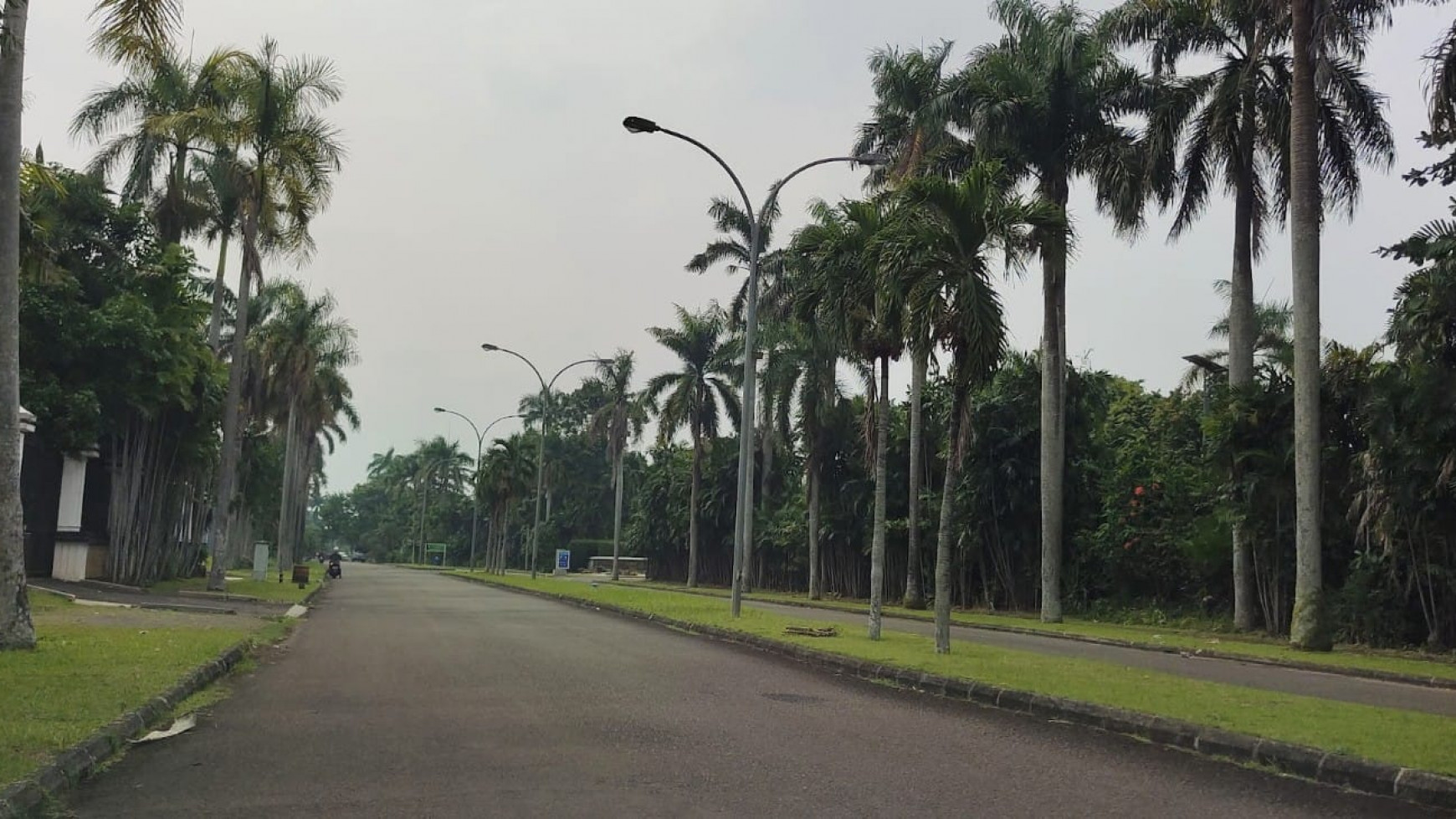 Kavling Badan ,lokasi tepat di depan Damai Indah Golf BSD CITY