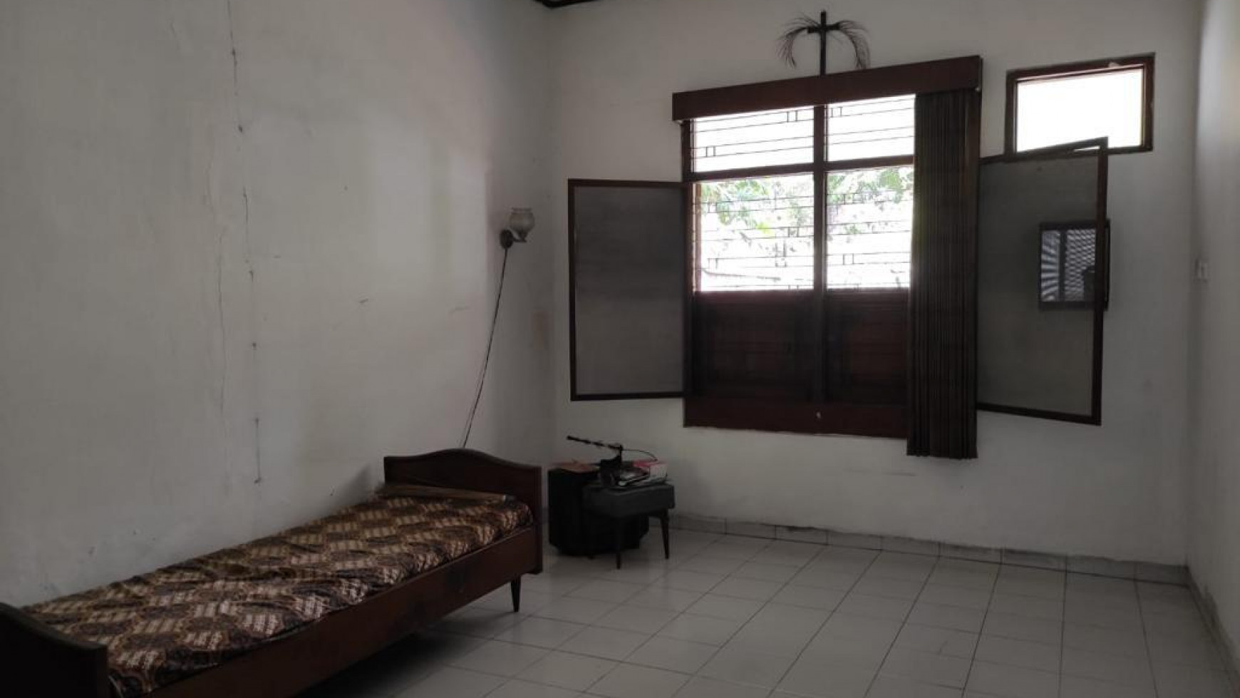 DIJUAL RUMAH JALAN PATIUNUS KEBAYORAN BARU JAKARTA SELATAN