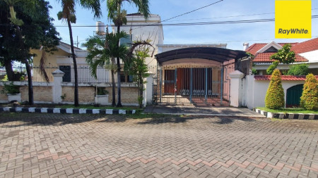 Disewakan Rumah 2 lantai di Prapen Indah, Surabaya