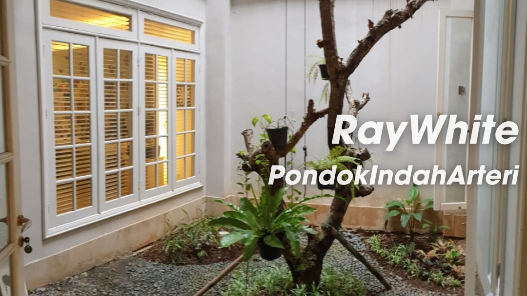 Dijual Rumah 2 Lantai Kondisi Tersewa Pondok Indah ,Jakarta Selatan 