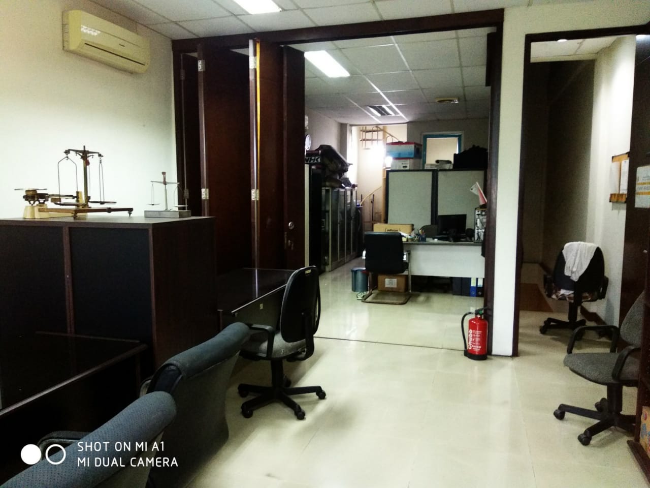 DIJUAL BANGUNAN KANTOR DI MAYESTIK, JAKARTA SELATAN.