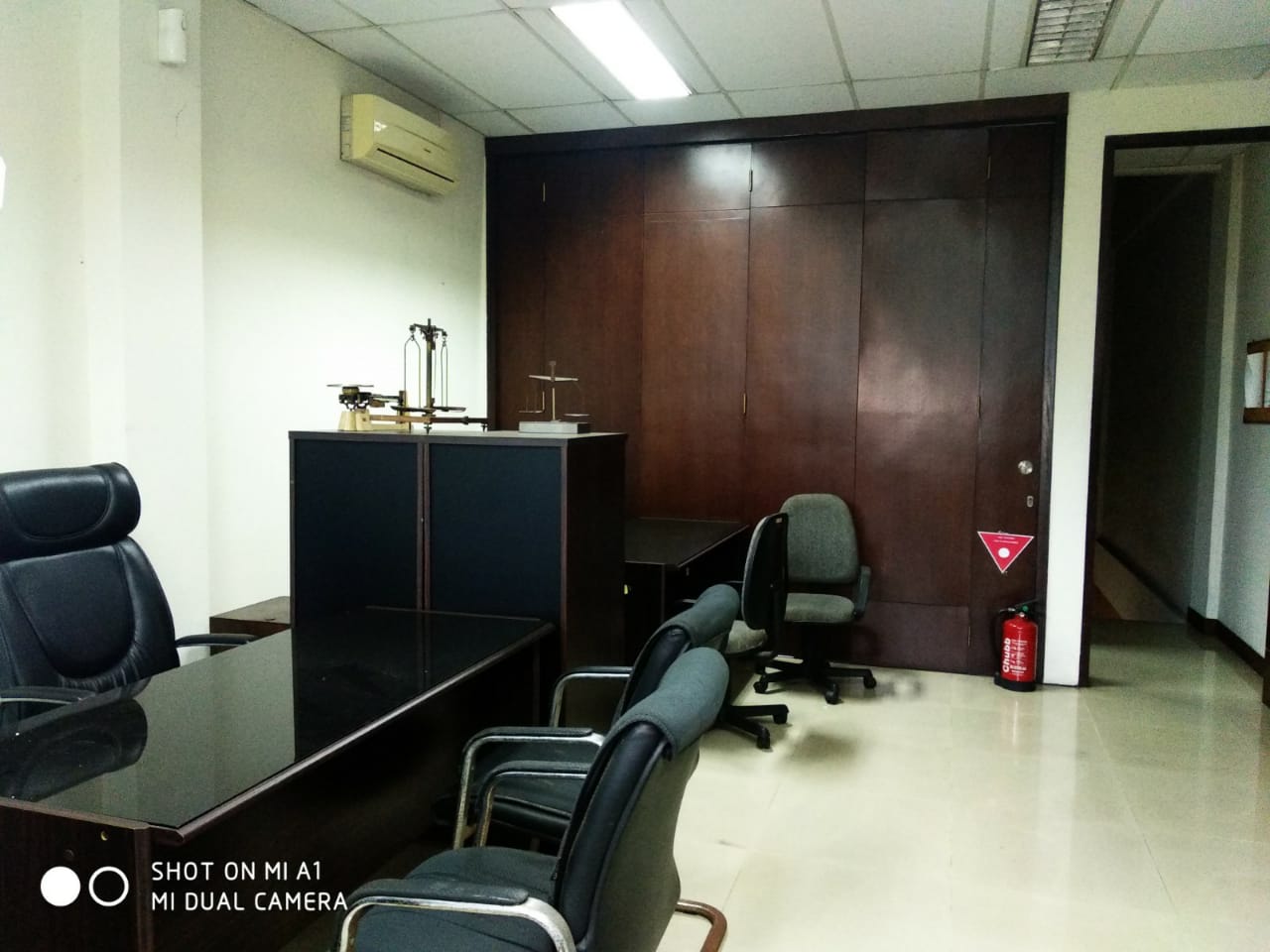 DIJUAL BANGUNAN KANTOR DI MAYESTIK, JAKARTA SELATAN.