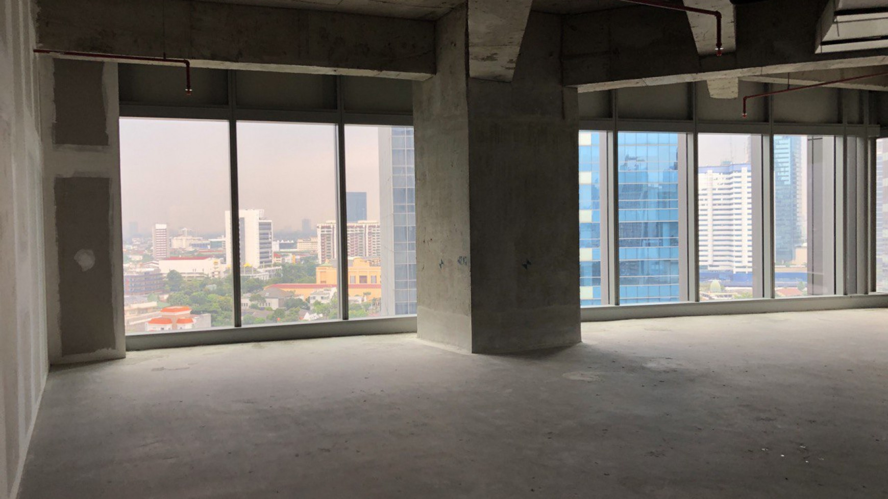 World Capital Tower Office Space 191sqm 9th floor - Corner Unit