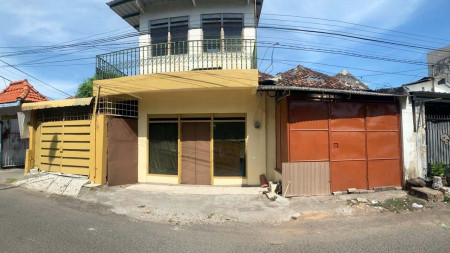 Rumah di Krukah Timur, bisa untuk rumah tinggal / usaha (ada Kos2an 6 rumah)