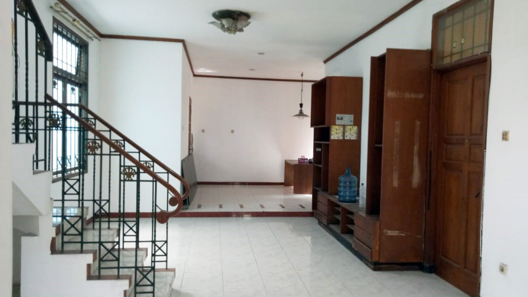 Rumah di Kutisari Selatan, Nol Jalan, bisa untuk rumah tinggal / usaha !!!