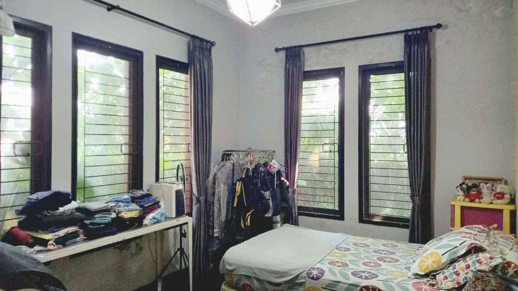 Rumah Cantik, Bangunan Luas, dan Siap Huni dekat Bintaro Jaya @Villa Bintaro Indah