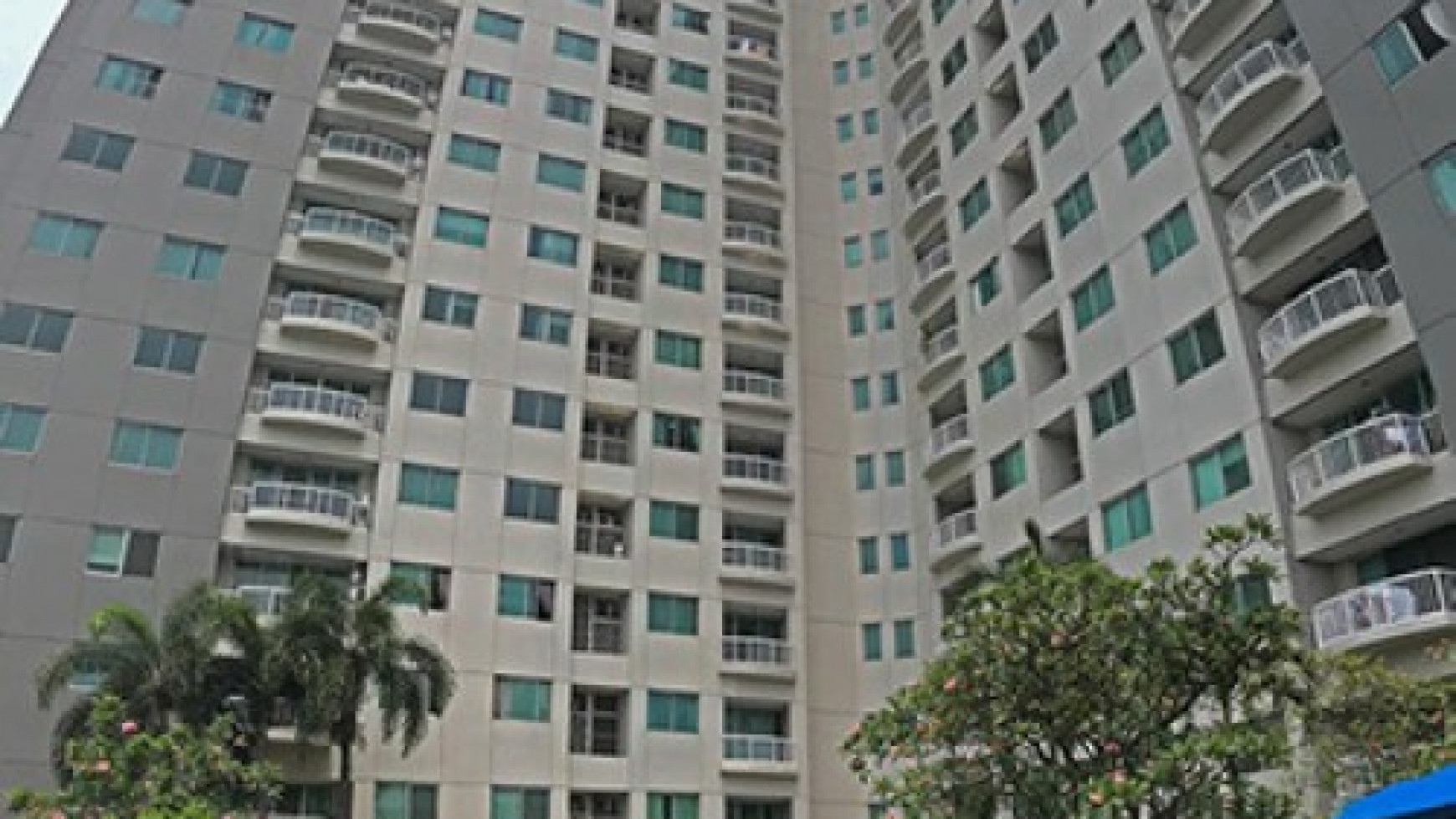 Apartment 3bedroom super strategic walk in distance from MRT St Cipete Raya 