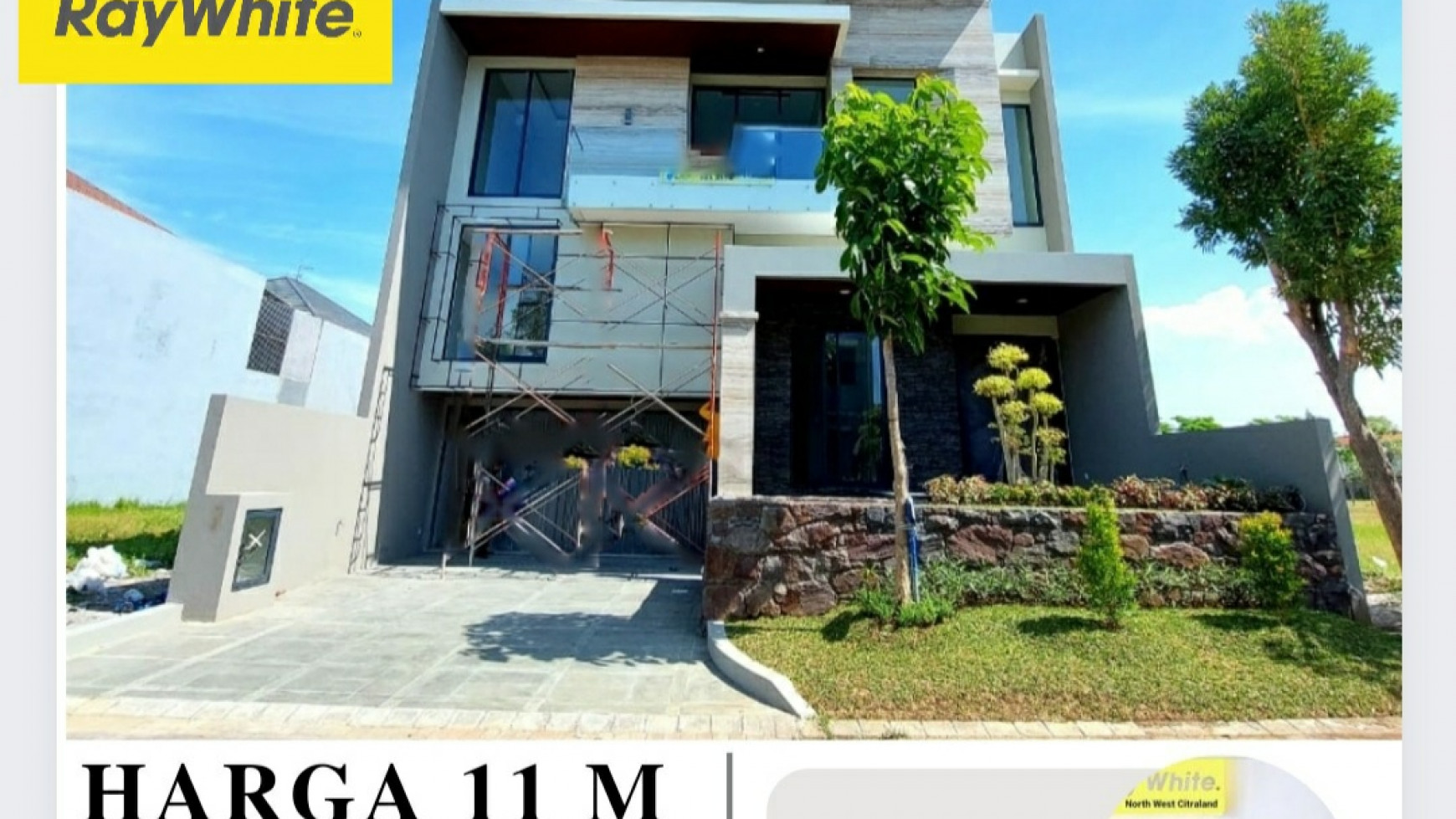 Dijual Rumah Pakuwon Indah Surabaya Barat - NEW Baru Split Level 2,5 Lantai Mewah - Premium Quality - Siap Huni