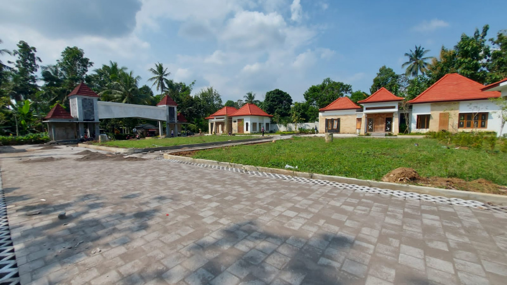 Villa Bagus Brand New Di Cluster The Pandhappa, Magelang, Jawa Tengah